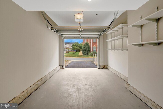 Building Photo - 42790 Lauder Terrace