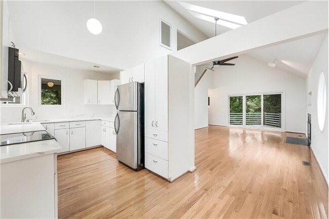 Building Photo - 11916 Moss Point Ln