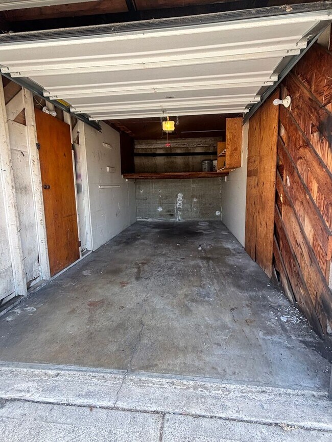 Building Photo - 323 CRISTOBAL, LLC
