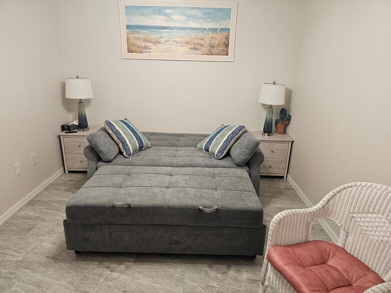 Den with Couch bed - 1457 San Cristobal Ave