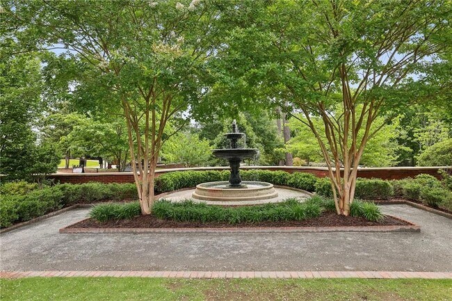 Building Photo - 432 Burton Dr