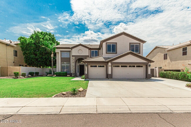 Building Photo - 7033 W Honeysuckle Dr