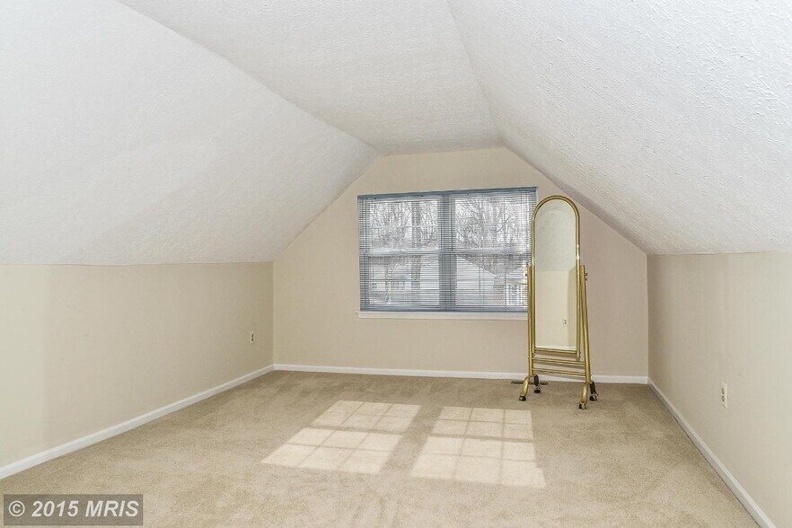 Building Photo - 7200 Hopkins Ct