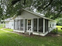 Building Photo - 3830 3rd Ave