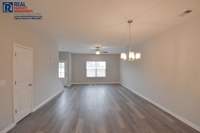 Building Photo - BRAND NEW 3BD/2.5BA townhome in LaVergne!