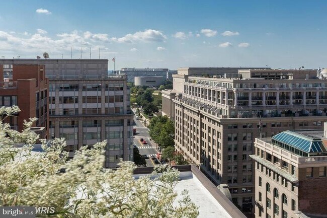 Building Photo - 631 D St NW