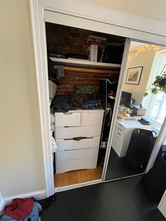 Building Photo - 554 E Broadway