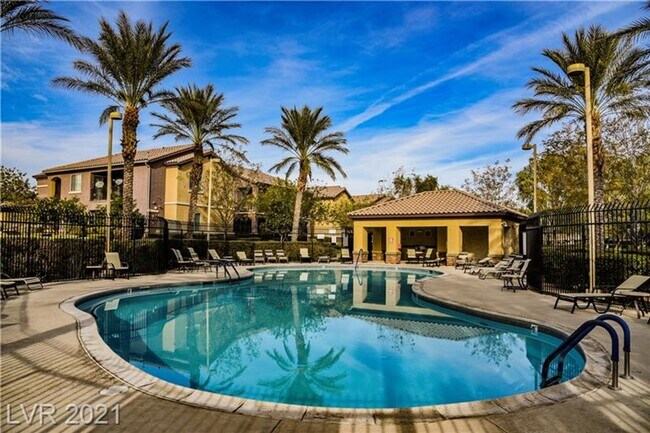 Building Photo - Beautiful townhouse for Rent!