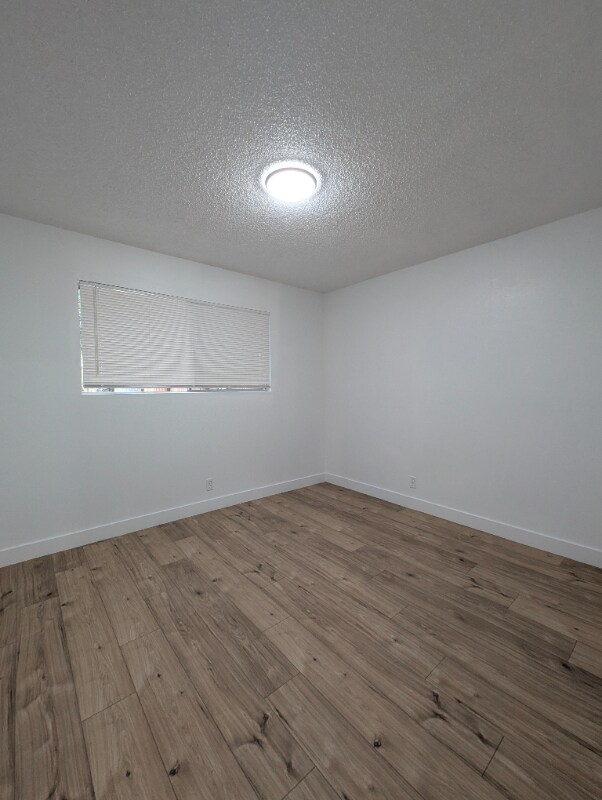 Building Photo - 341 Table Mountain Blvd