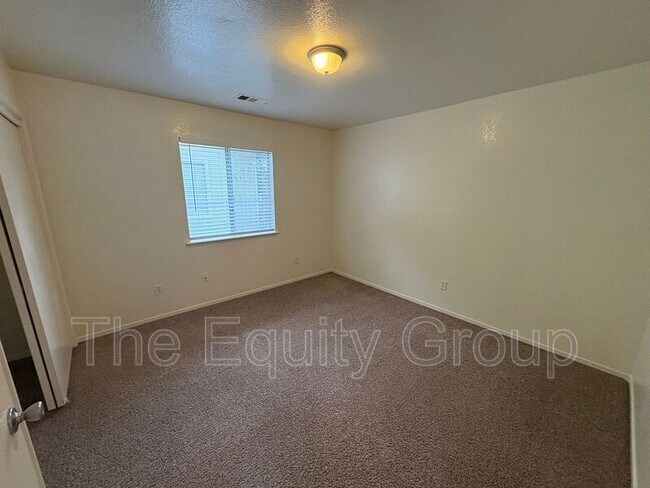 Building Photo - 2806 W Mission Ct