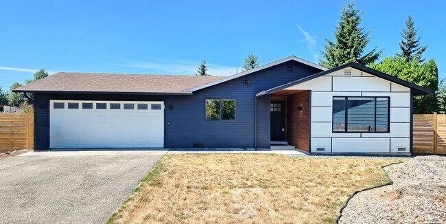 Primary Photo - 3 Bedroom Home in North Marysville - $500 ...