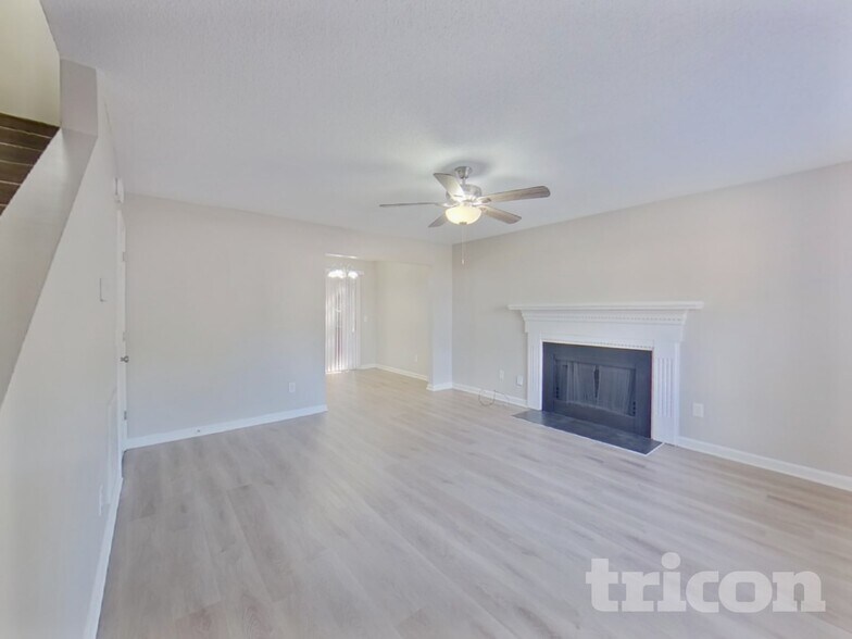 Building Photo - 104 Kells Dr