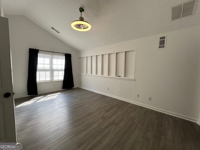 Building Photo - 2380 Lexington Ln