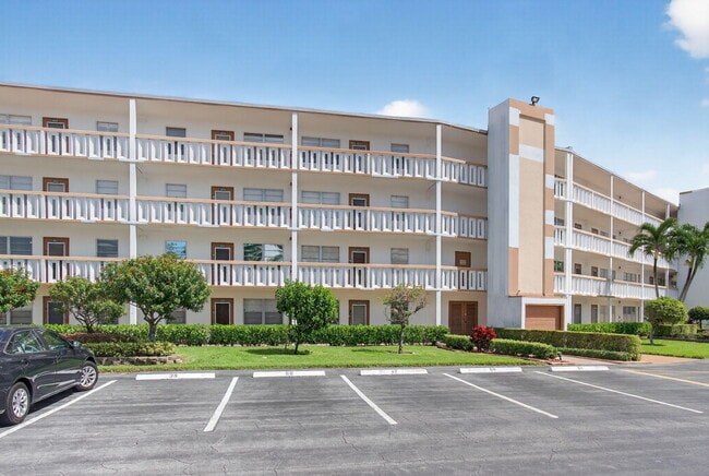 Building Photo - 2015 Cornwall A