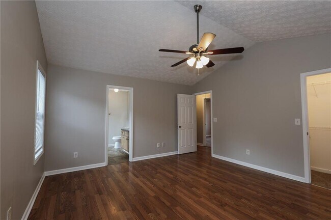 Building Photo - 4685 Turning Leaf Dr