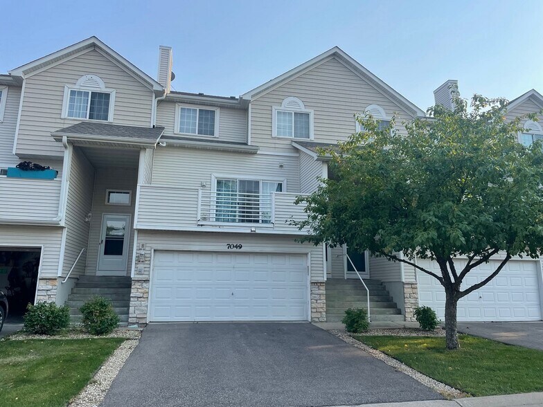 Building Photo - 7049 Lockslie Way