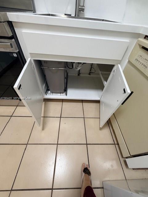 Building Photo - 8990 SW 24th St