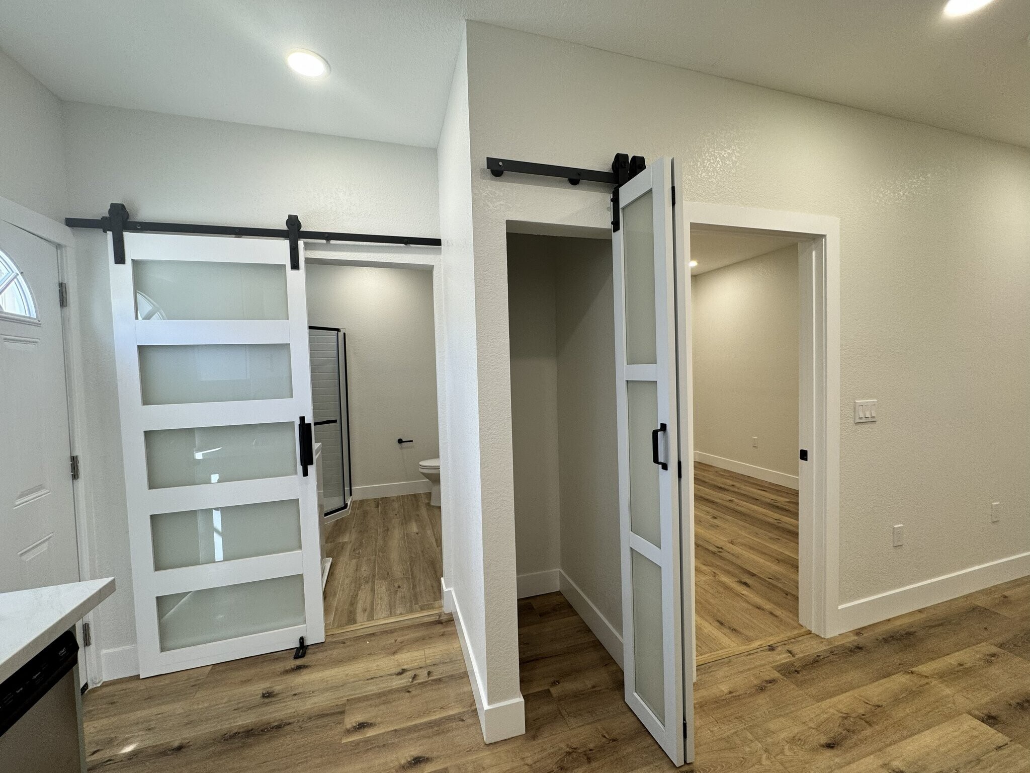 Building Photo - 1249 Center Ave