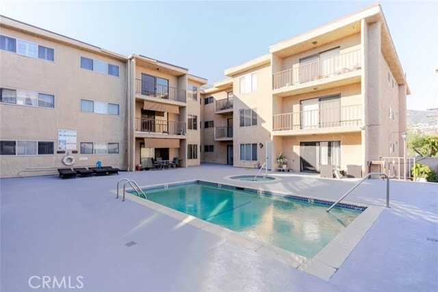 Building Photo - 316 N Maryland Ave