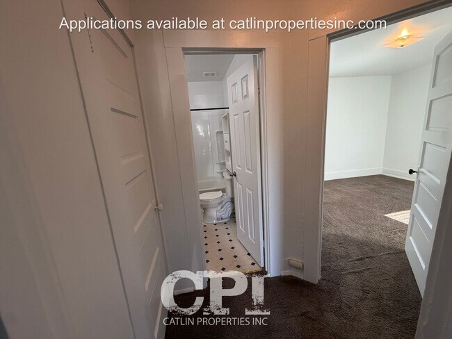 Building Photo - 2809 Fir St