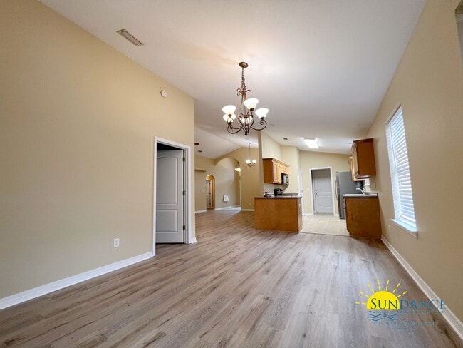 Building Photo - Beautiful 3 Bedroom Home in Hidden Bay Village