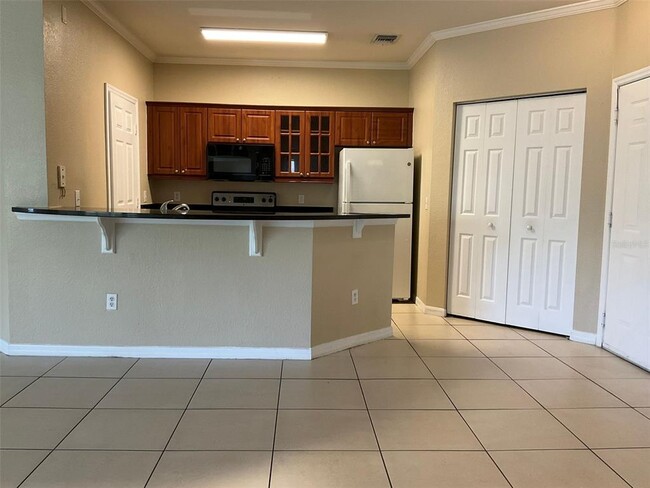 Building Photo - 3751 Conroy Rd