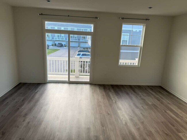 Building Photo - 2016 Yellowstone Blvd