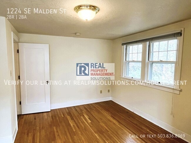 Building Photo - 1224 SE Malden St
