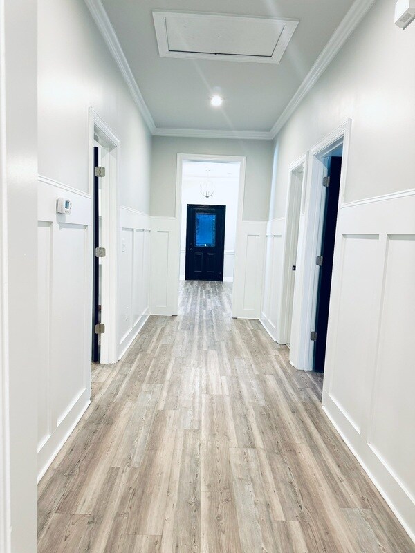 Building Photo - 310 W Horton St