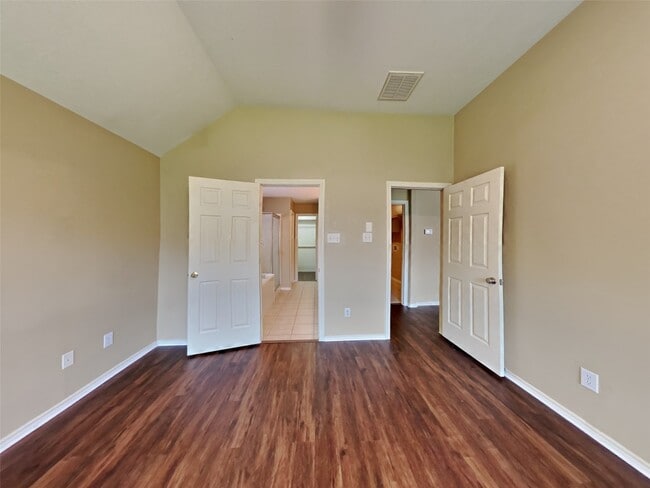 Building Photo - 2870 Colony Cone Cir