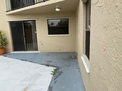 Building Photo - 3900 Village Dr