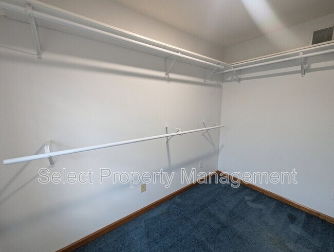 Building Photo - 10931 Smokey Ridge Pl