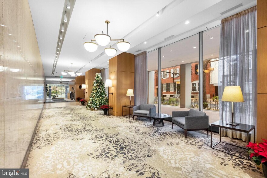 Building Photo - 224 W Rittenhouse Sq