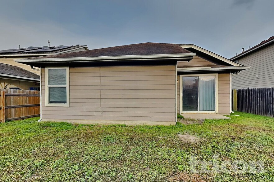 Building Photo - 2318 Cloudbait View