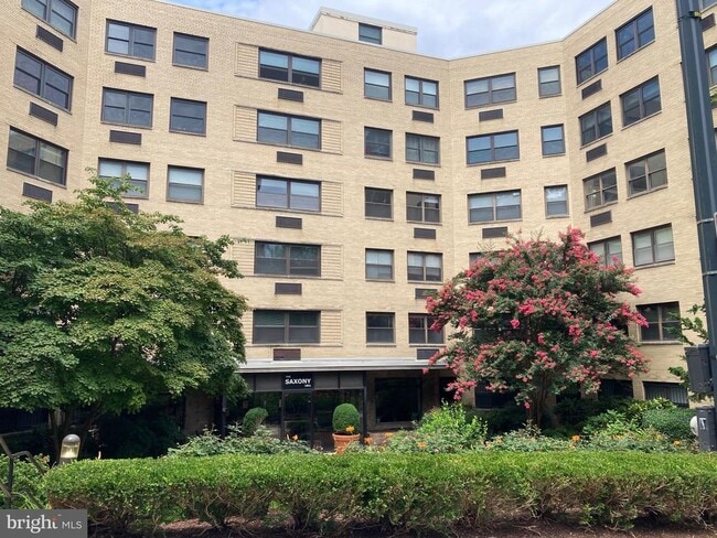 Building Photo - 1801 Clydesdale Pl NW