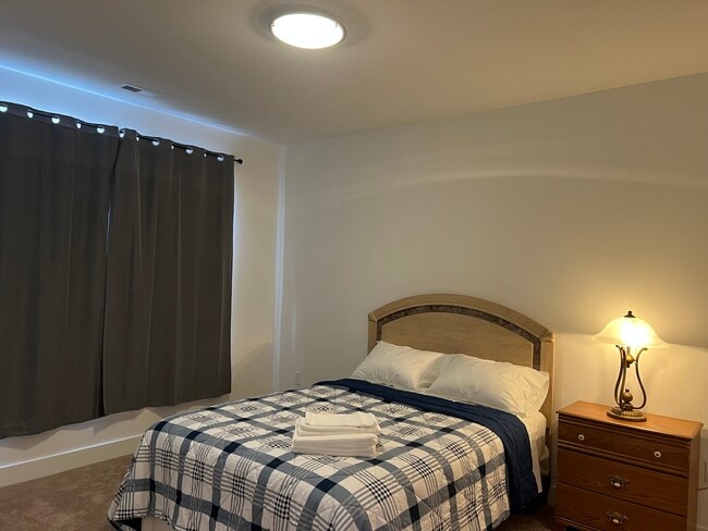 Building Photo - 1118 Nova St