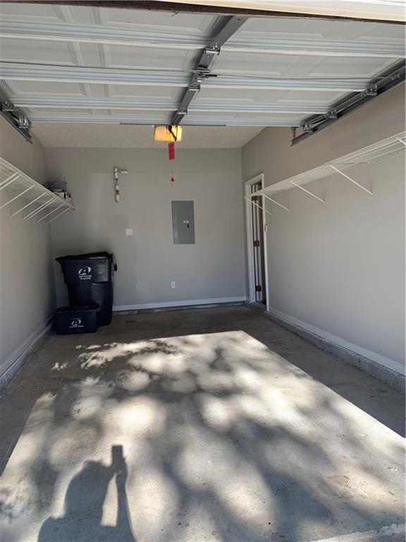 Building Photo - 2245 Dandridge Dr