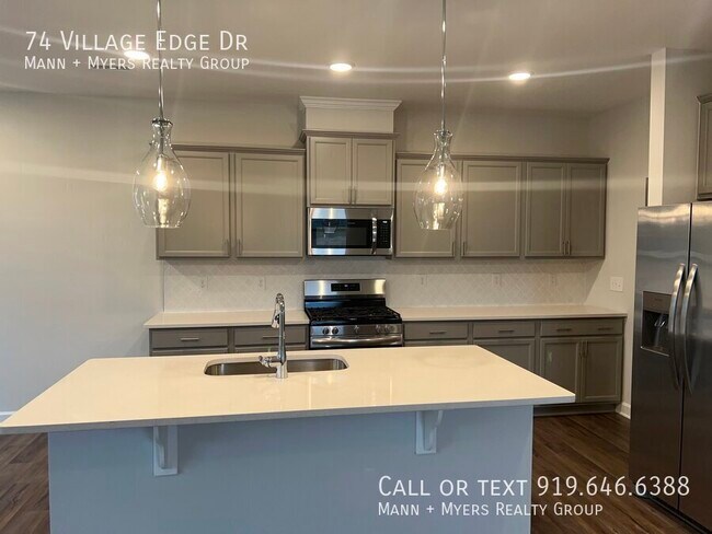 Building Photo - 74 Village Edge Dr