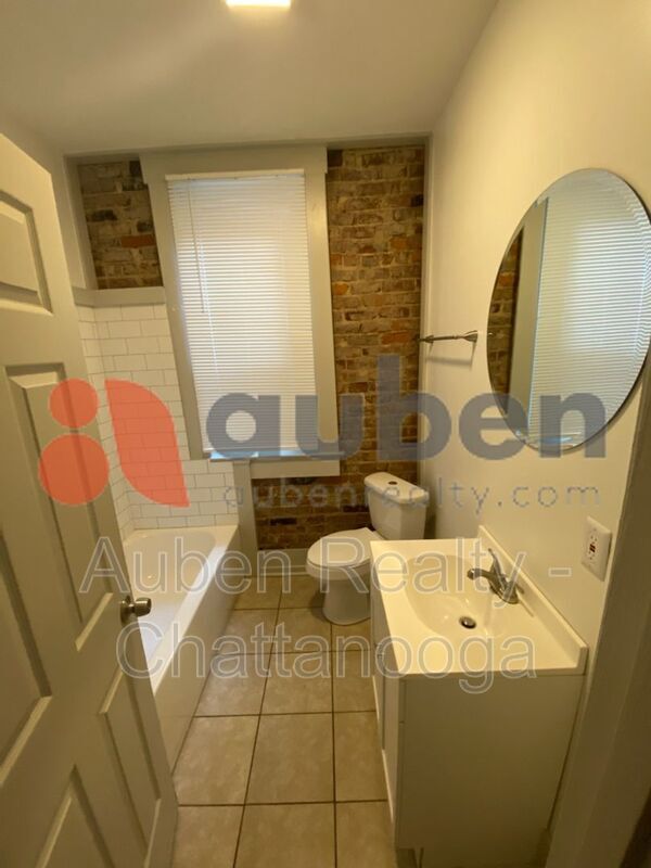 Building Photo - 1203 Peachtree St