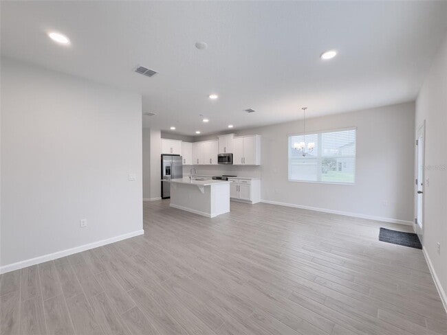 Building Photo - 551 Pothos St