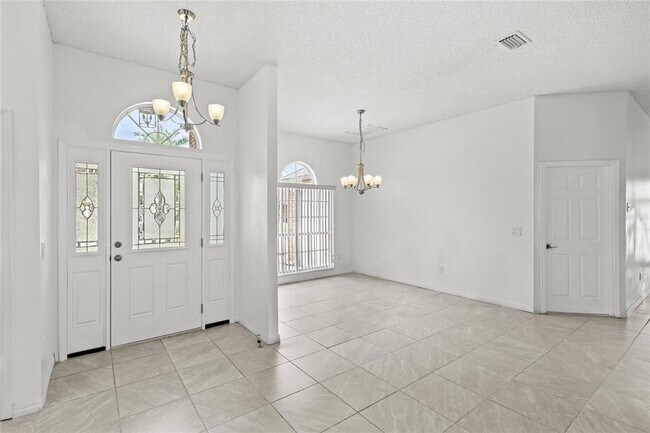 Building Photo - 12517 Pica St