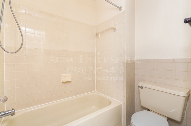 Building Photo - 2514 S Arlington Mill Dr