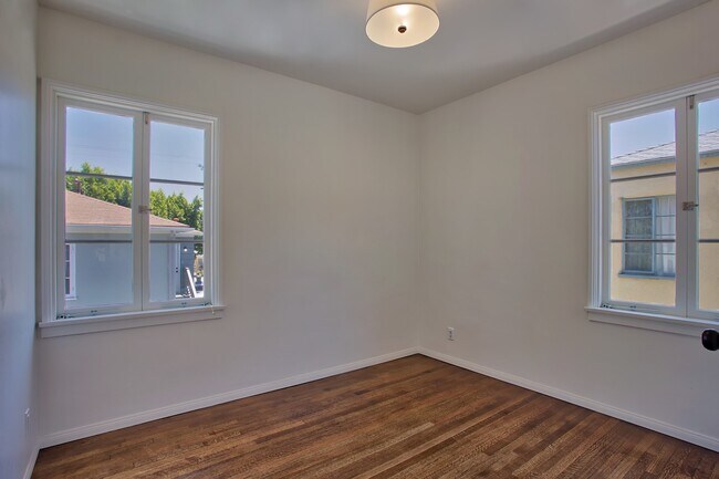 Building Photo - 3200 McCarthy Dr