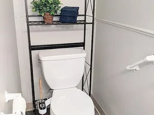 Building Photo - 358 Alpine Dr