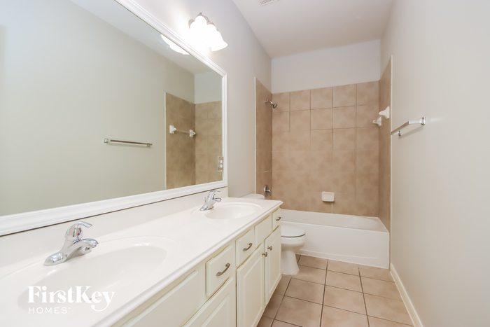Building Photo - 17506 Buck Island Ct