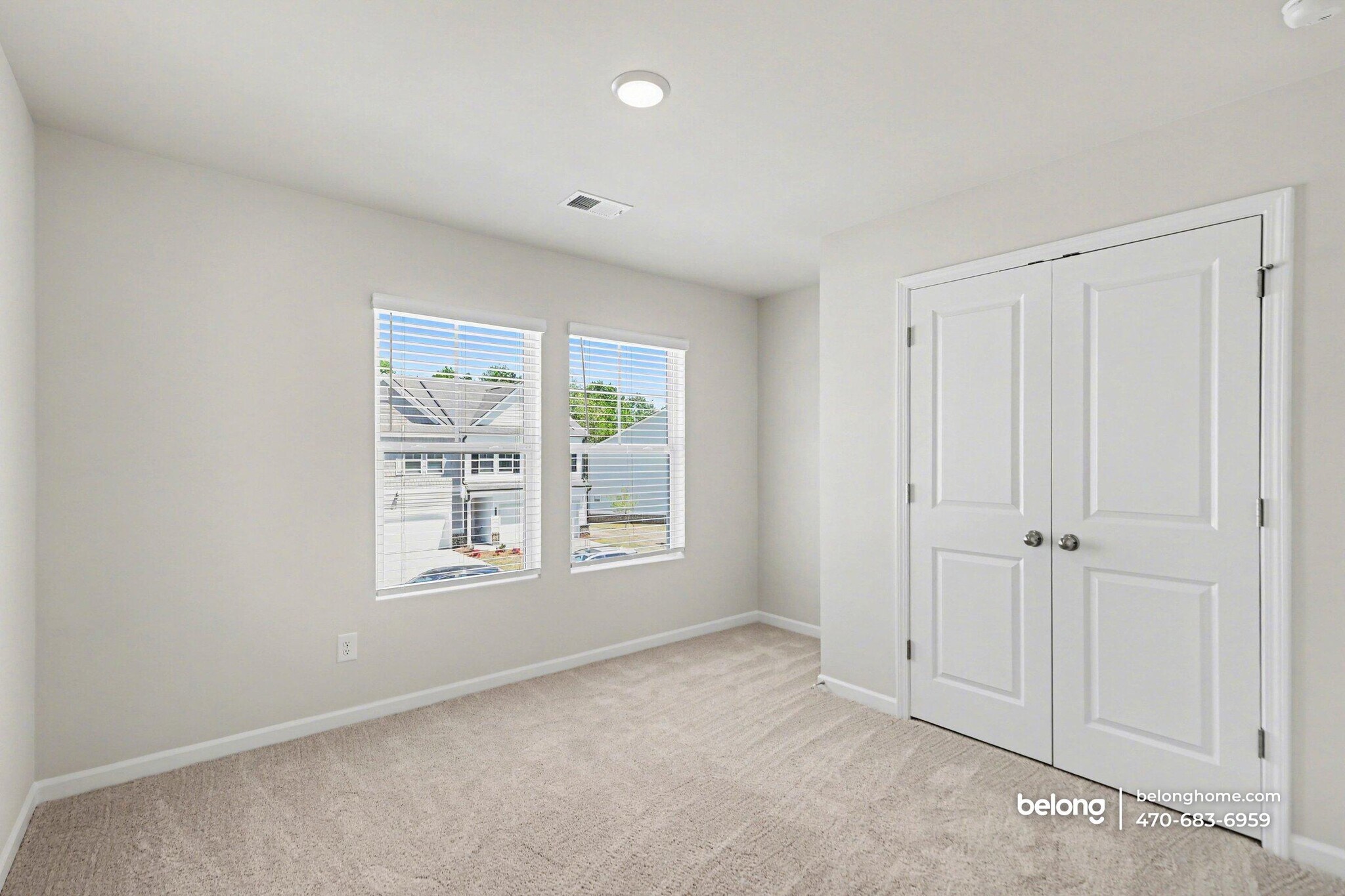 Building Photo - 6386 Sundowner Pl