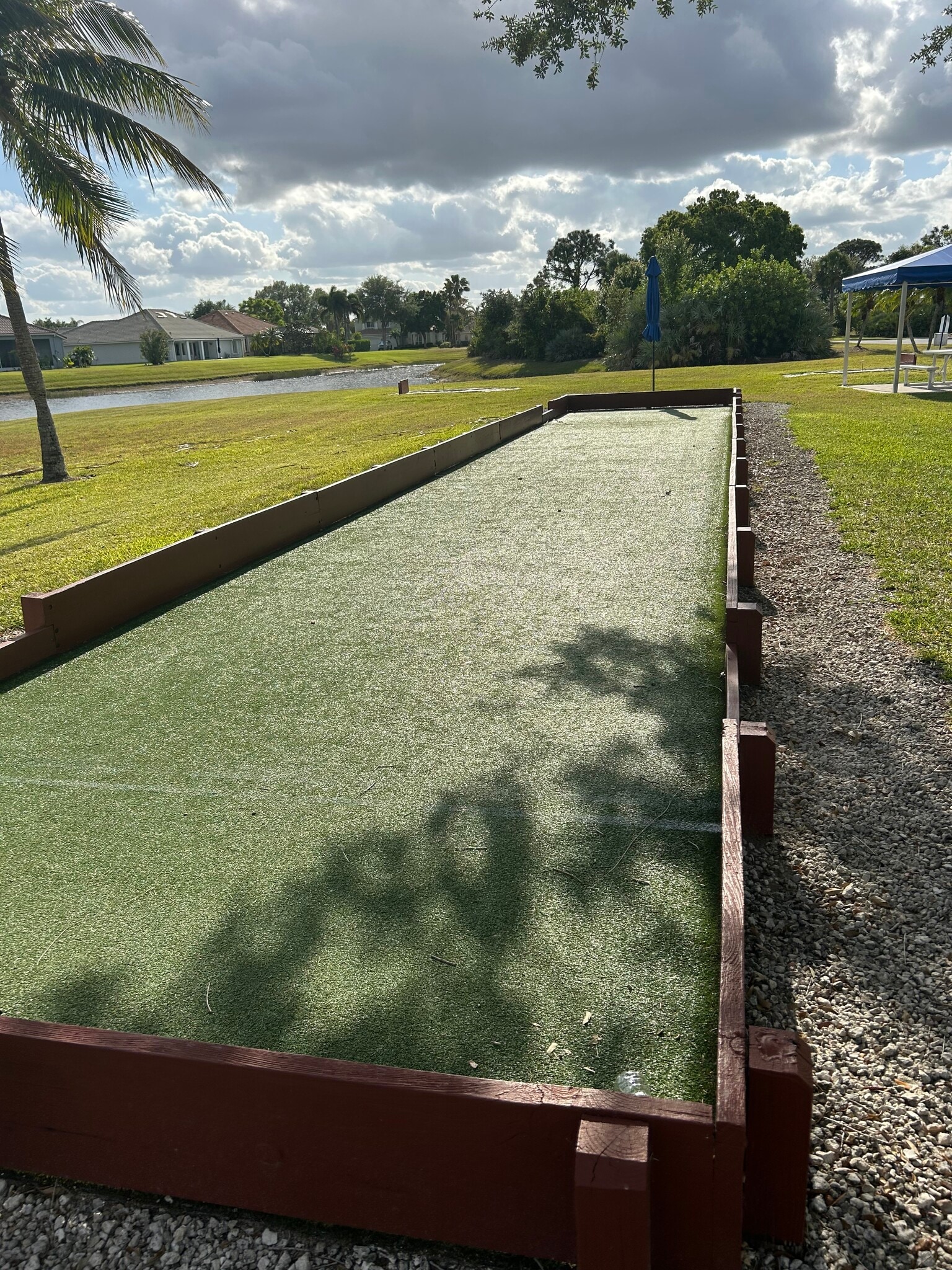 Building Photo - 895 SW Lake Charles Cir