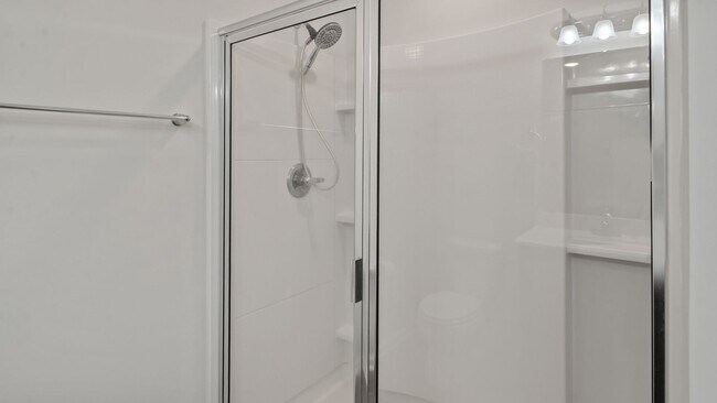 Building Photo - Stylish 3 Bedroom Townhome in The Commons – Richmond Hill Living at Its Finest