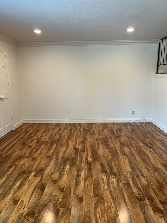 Building Photo - Welcome to the Rossmoor Town Houses, Rossm...