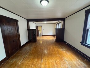 Building Photo - 616 S Grand Ave